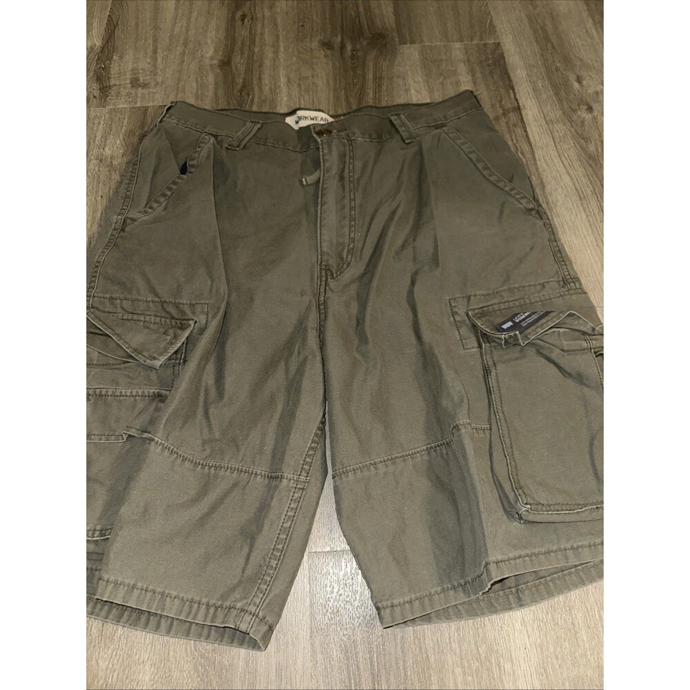 Levi's Men's 32 Cargo Shorts Army Green  Utility Workwear Multi Pocket Casual